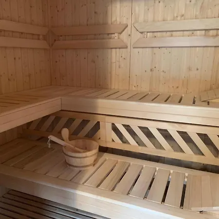 Дом отдыха Charming Klara With Sauna, Nature&privacy Near Prague Male Kysice