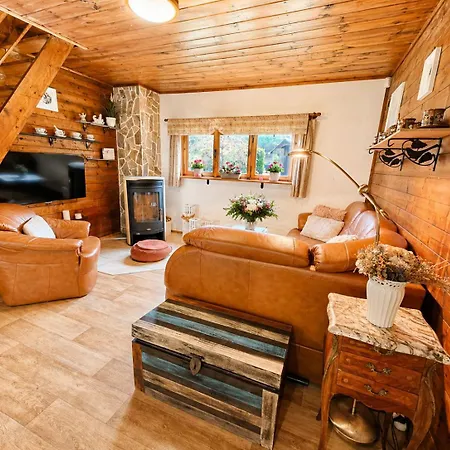 Charming Klara With Sauna, Nature&privacy Near Prague