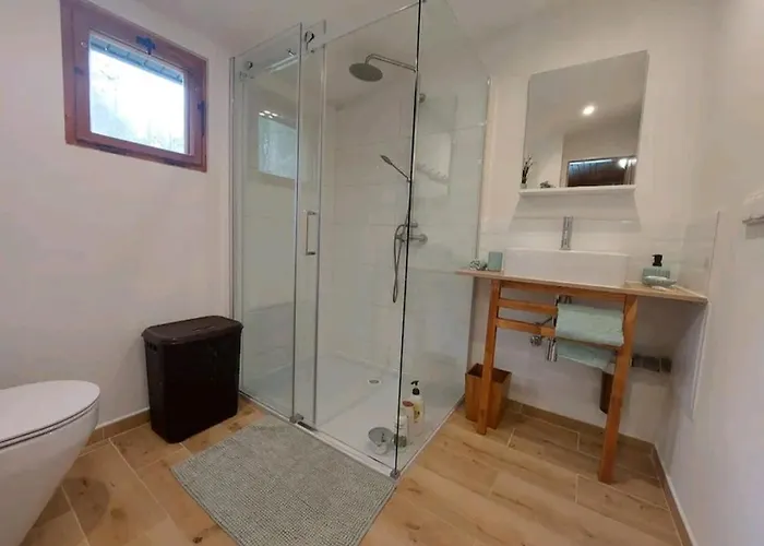 Charming Klara With Sauna, Nature&privacy Near Prague