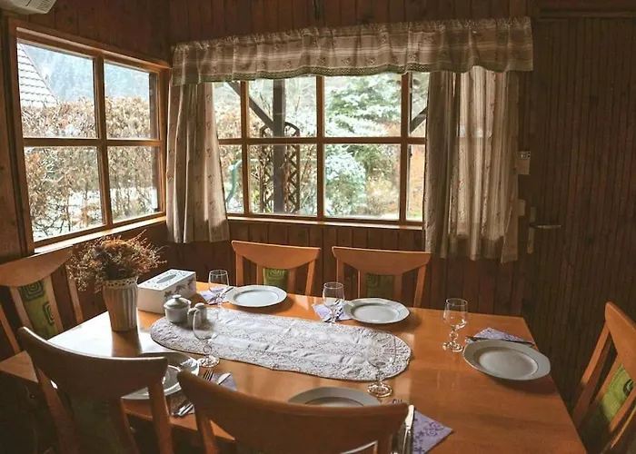 Charming Klara With Sauna, Nature&privacy Near Prague Malé Kyšice