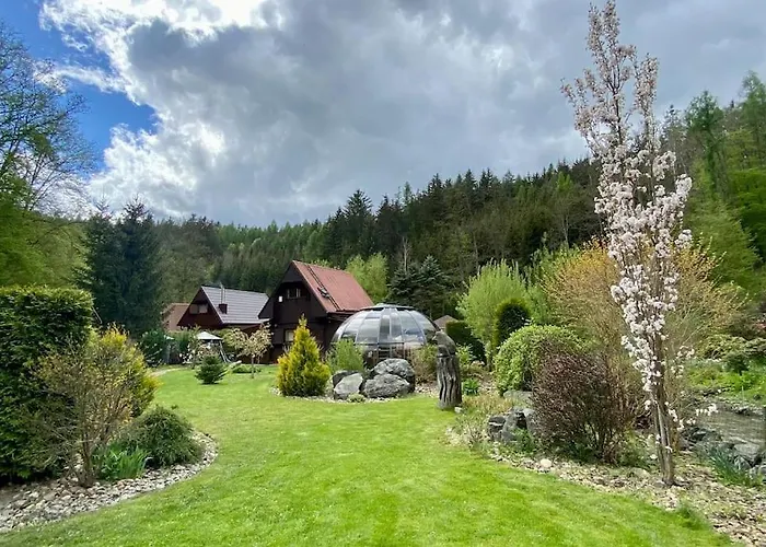 Charming Klara With Sauna, Nature&privacy Near Prague * Malé Kyšice